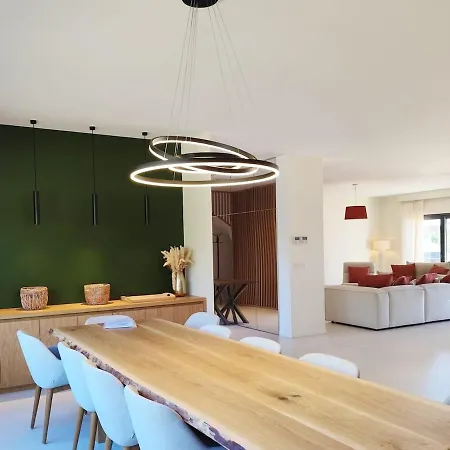 Sandora, Luxury 12 Guests, Walk To * Zonza