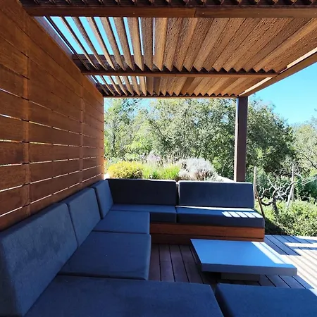 Sandora, Luxury 12 Guests, Walk To Villa *