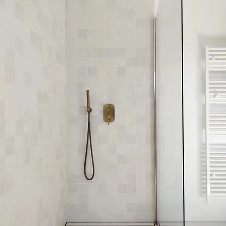 Sandora, Luxury 12 Guests, Walk To *