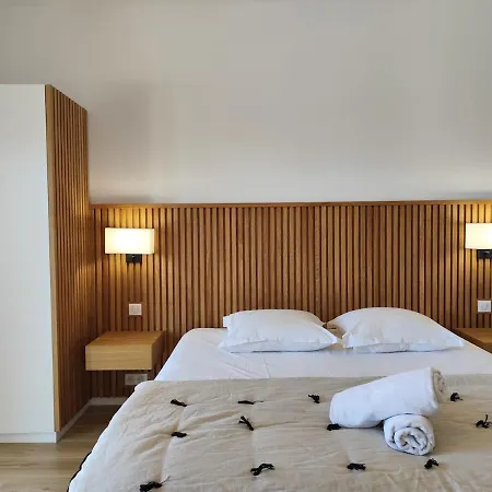 ヴィラ Sandora, Luxury 12 Guests, Walk To ゾンザ