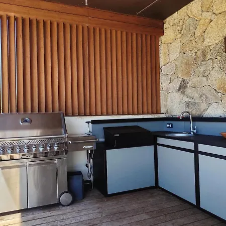 Sandora, Luxury 14 Guests, Walk To *