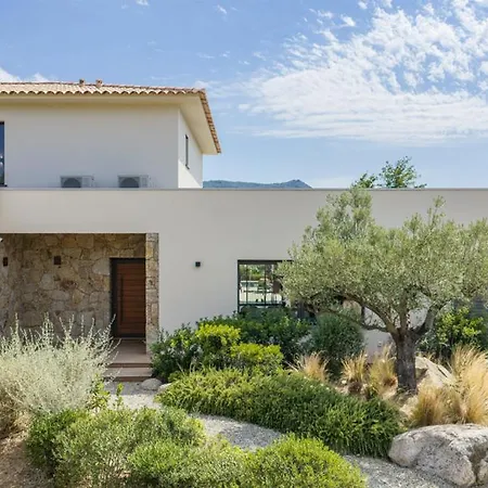 Sandora, Luxury 14 Guests, Walk To