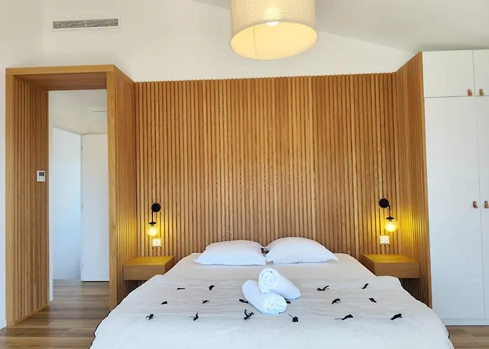 Sandora, Luxury 12 Guests, Walk To * 宗扎