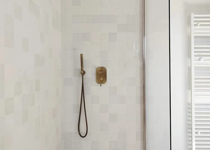 Sandora, Luxury 12 Guests, Walk To *