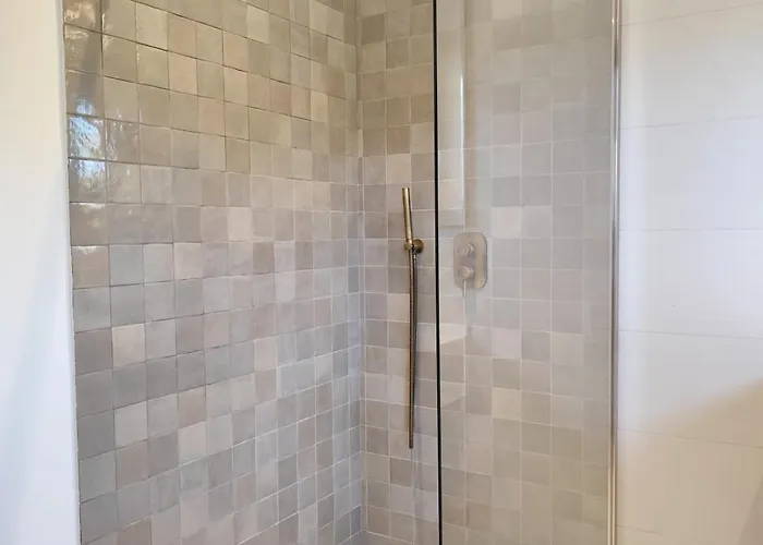 Sandora, Luxury 12 Guests, Walk To