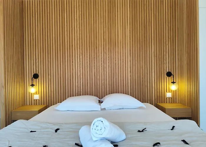 Sandora, Luxury 12 Guests, Walk To * 宗扎