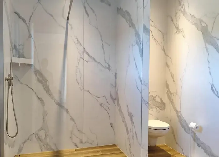 Sandora, Luxury 12 Guests, Walk To 别墅 宗扎